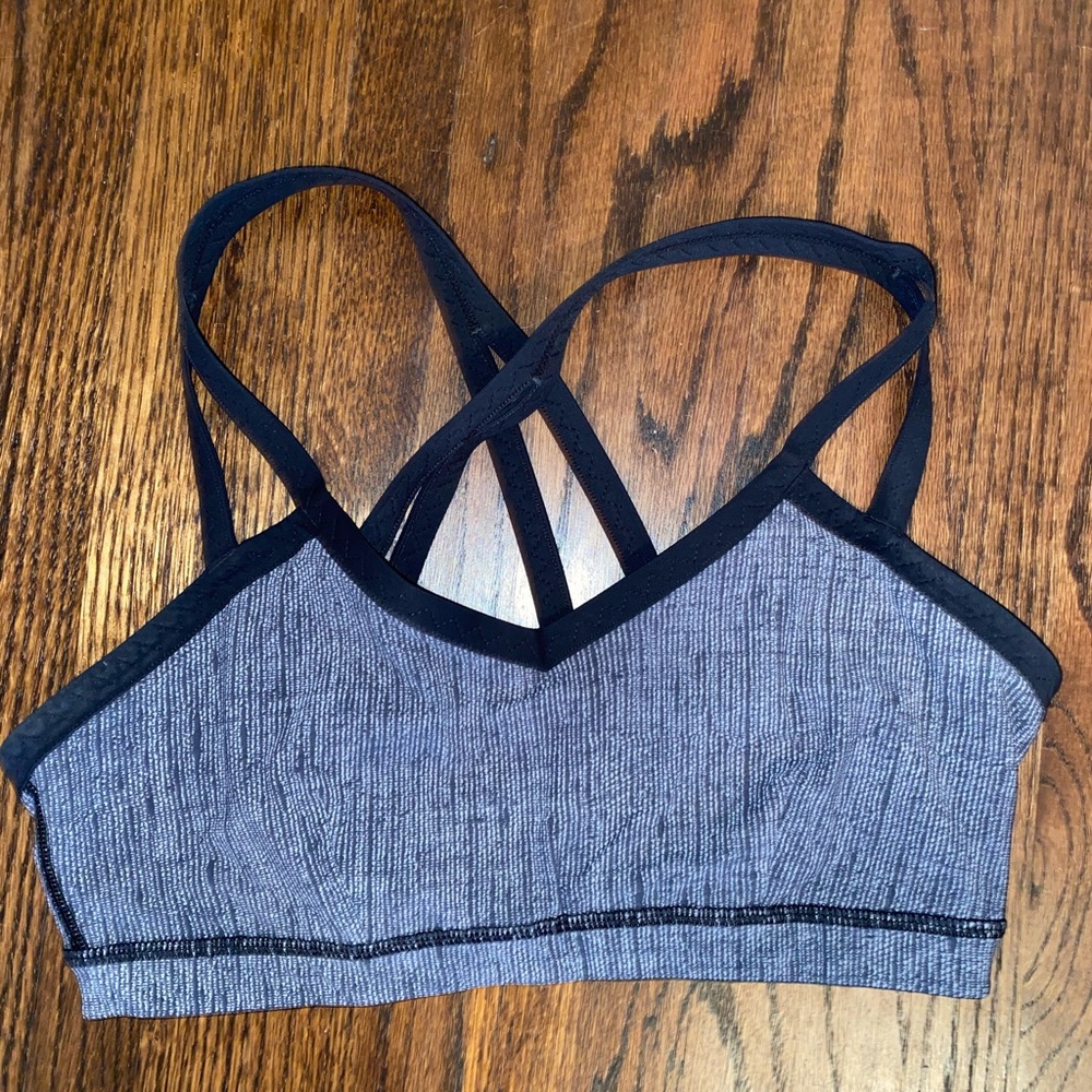 Lululemon Water Bound Sports Bra